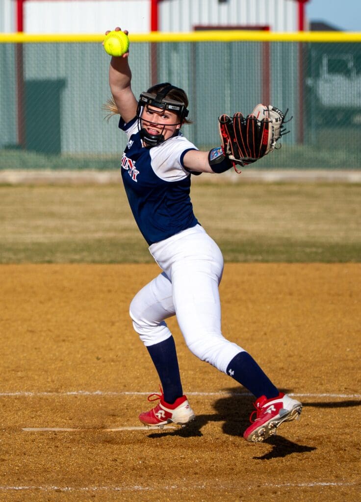 softball pitching